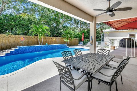 Casa en venta en Lake Worth, Florida, 5 dormitorios, 312.62 m2 № 1120270 - foto 23