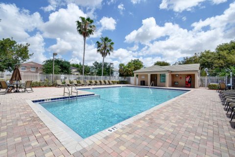 Villa ou maison à vendre à Lake Worth, Floride: 5 chambres, 312.62 m2 № 1120270 - photo 2