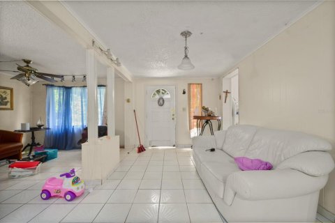 House in Orlando, Florida 3 bedrooms, 121.98 sq.m. № 1402292 - photo 5