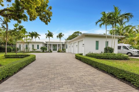 Villa ou maison à vendre à Pinecrest, Floride: 5 chambres, 517.74 m2 № 962138 - photo 3