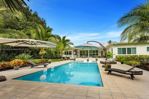 Villa ou maison à vendre à Pinecrest, Floride: 5 chambres, 517.74 m2 № 962138 - photo 5
