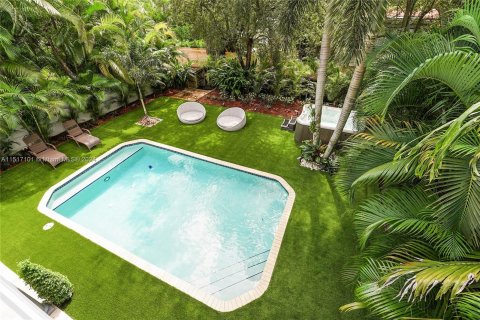 Villa ou maison à vendre à Miami Shores, Floride: 5 chambres, 259.75 m2 № 962140 - photo 7
