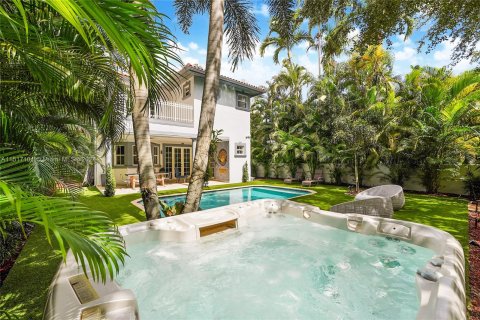 Villa ou maison à vendre à Miami Shores, Floride: 5 chambres, 259.75 m2 № 962140 - photo 8
