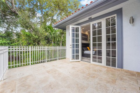Villa ou maison à vendre à Miami Shores, Floride: 5 chambres, 259.75 m2 № 962140 - photo 29