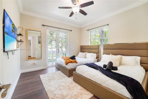 Villa ou maison à vendre à Miami Shores, Floride: 5 chambres, 259.75 m2 № 962140 - photo 27