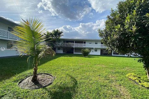 Copropriété à vendre à Lauderhill, Floride: 2 chambres, 76.92 m2 № 1324499 - photo 13