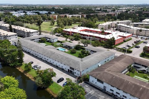 Copropriété à vendre à Lauderhill, Floride: 2 chambres, 76.92 m2 № 1324499 - photo 24