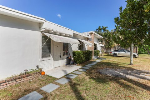 Купить коммерческую недвижимость в Бойнтон-Бич, Флорида 105.54м2, № 815369 - фото 11