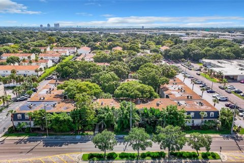 Condo in Tampa, Florida, 2 bedrooms  № 1364484 - photo 29