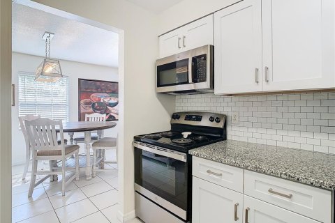 Copropriété à vendre à Tampa, Floride: 2 chambres, 92.9 m2 № 1364484 - photo 18