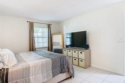 Condo in Tampa, Florida, 2 bedrooms  № 1364484 - photo 20