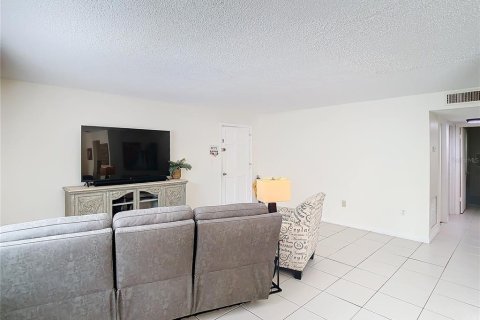 Condominio en venta en Tampa, Florida, 2 dormitorios, 92.9 m2 № 1364484 - foto 8