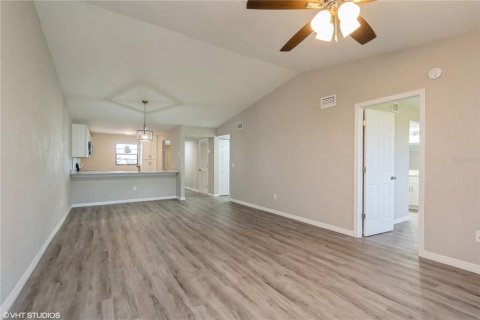 Condo in Punta Gorda, Florida, 2 bedrooms  № 1289690 - photo 2