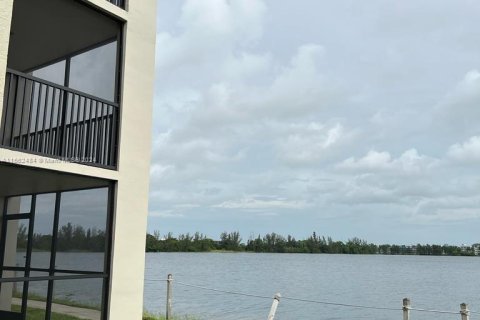 Copropriété à louer à Oakland Park, Floride: 2 chambres, 85.47 m2 № 1370634 - photo 5