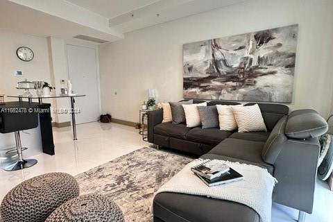 Apartamento en alquiler en Sunny Isles Beach, Florida, 3 dormitorios, 146.51 m2 № 1370632 - foto 3