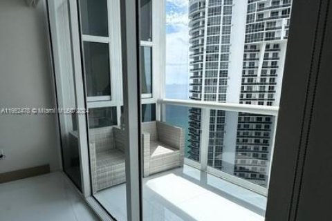 Appartement à louer à Sunny Isles Beach, Floride: 3 chambres, 146.51 m2 № 1370632 - photo 14