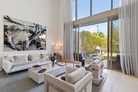 Condominio en venta en Miami Beach, Florida, 3 dormitorios, 235.23 m2 № 12102 - foto 3