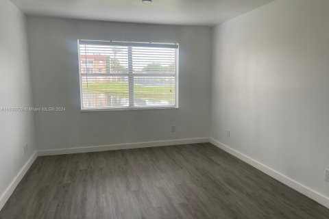 Condominio en venta en Sunrise, Florida, 1 dormitorio, 59.46 m2 № 1310495 - foto 9