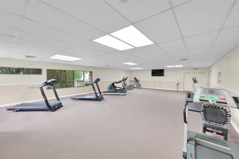 Condo in Sunrise, Florida, 2 bedrooms  № 957099 - photo 6