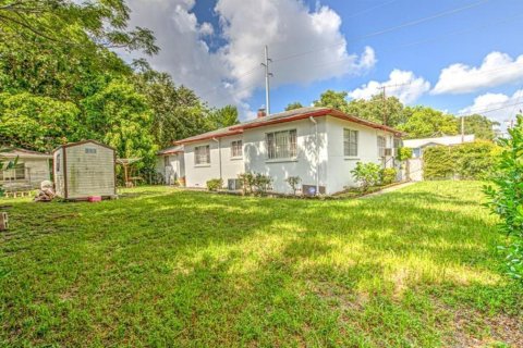 Villa ou maison à vendre à Tampa, Floride: 2 chambres, 115.57 m2 № 1405203 - photo 12