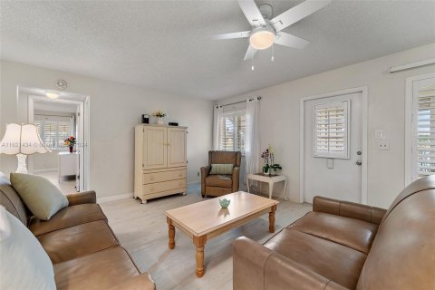 Copropriété à vendre à Greenacres, Floride: 2 chambres, 86.86 m2 № 1306000 - photo 13