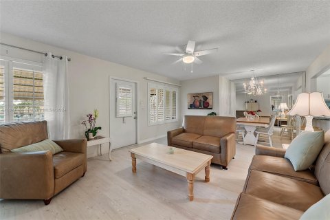 Copropriété à vendre à Greenacres, Floride: 2 chambres, 86.86 m2 № 1306000 - photo 12