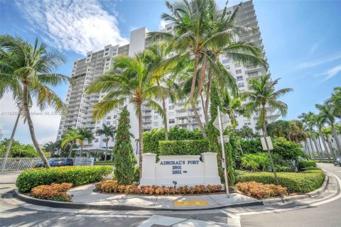 Condo in Aventura, Florida, 1 bedroom  № 1306001 - photo 21