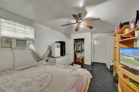 House in Miami Gardens, Florida 3 bedrooms, 138.42 sq.m. № 1325860 - photo 12