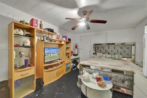 Casa en venta en Miami Gardens, Florida, 3 dormitorios, 138.42 m2 № 1325860 - foto 10