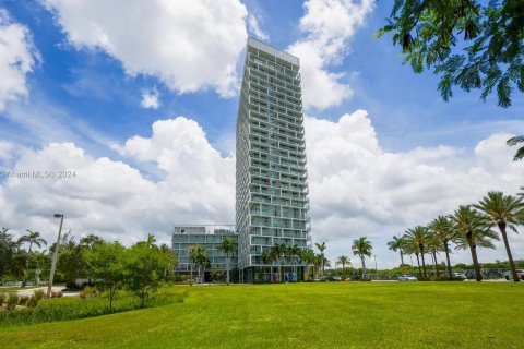 Condominio en venta en Sunrise, Florida, 2 dormitorios, 131.92 m2 № 1272018 - foto 1