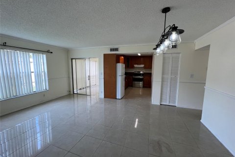 Condominio en venta en Lauderhill, Florida, 2 dormitorios, 101.26 m2 № 934390 - foto 9