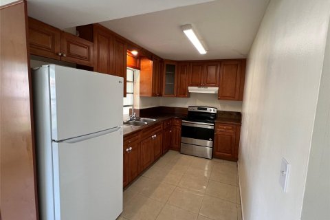 Condominio en venta en Lauderhill, Florida, 2 dormitorios, 101.26 m2 № 934390 - foto 6