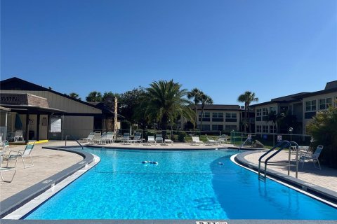 Condominio en venta en New Port Richey, Florida, 1 dormitorio, 88.44 m2 № 1317688 - foto 3