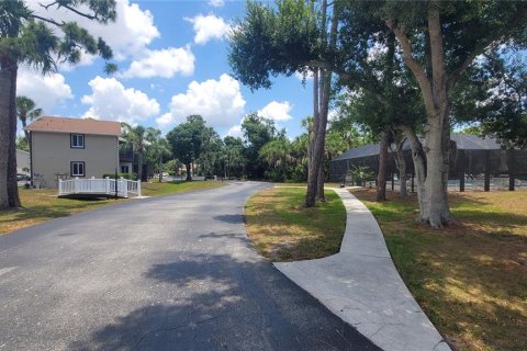 Copropriété à vendre à Punta Gorda, Floride: 2 chambres, 97.18 m2 № 1219555 - photo 23