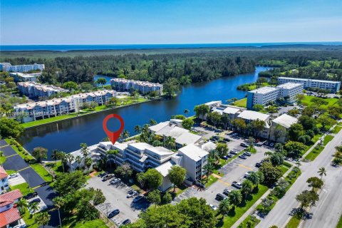 Copropriété à vendre à Cutler Bay, Floride: 2 chambres, 110.74 m2 № 1132552 - photo 1