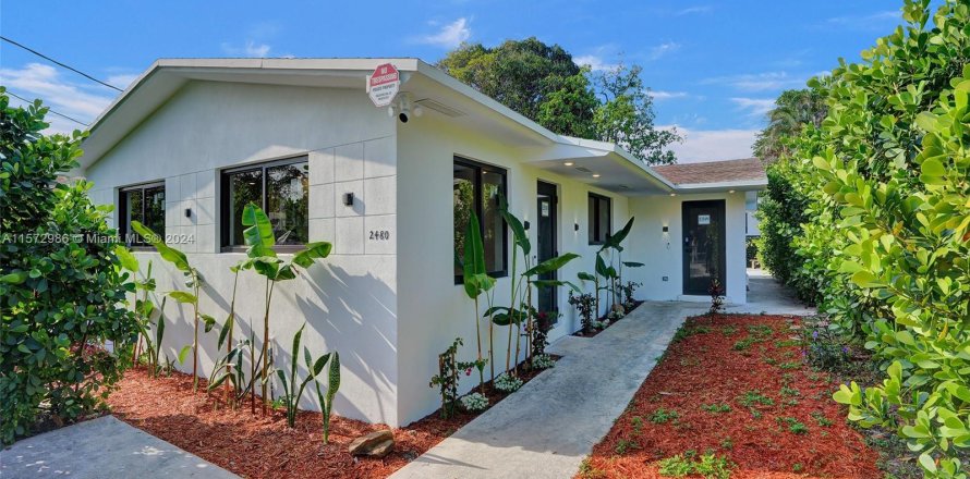 Коммерческая недвижимость в Норт-Майами-Бич, Флорида 152.64м2 № 1132598