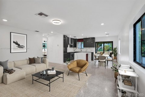 Immobilier commercial à vendre à North Miami Beach, Floride: 152.64 m2 № 1132598 - photo 4