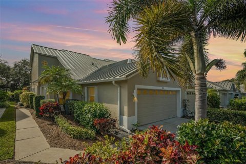 Townhouse in Melbourne Beach, Florida 3 bedrooms, 180.23 sq.m. № 937710 - photo 1