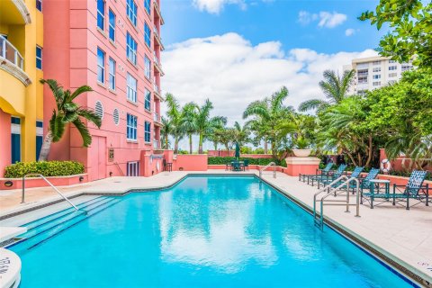 Touwnhouse à vendre à Fort Lauderdale, Floride: 5 chambres, 388.33 m2 № 890198 - photo 5