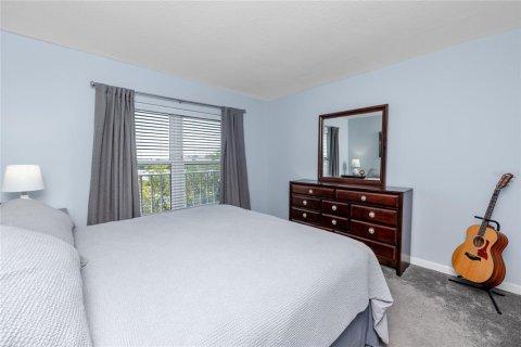Condominio en venta en New Port Richey, Florida, 1 dormitorio, 65.22 m2 № 1134633 - foto 11