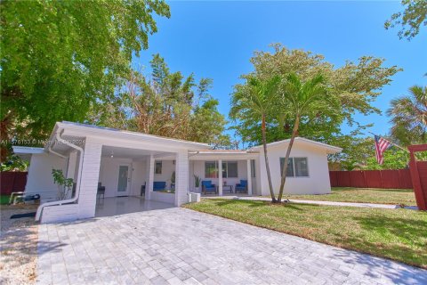 Villa ou maison à vendre à Fort Lauderdale, Floride: 2 chambres, 125.05 m2 № 1145635 - photo 2