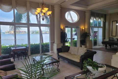 Copropriété à vendre à Sunny Isles Beach, Floride: 3 chambres, 117.43 m2 № 1328537 - photo 28