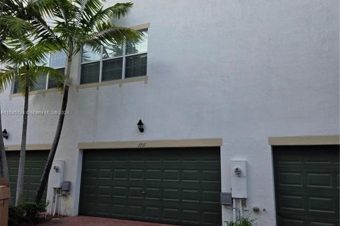 Casa en venta en Miramar, Florida, 3 dormitorios, 181.62 m2 № 1328436 - foto 24