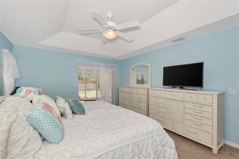 House in North Port, Florida 4 bedrooms, 197.14 sq.m. № 372864 - photo 24