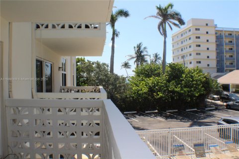 Copropriété à vendre à Hollywood, Floride: 1 chambre, 73.11 m2 № 1208453 - photo 19