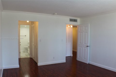 Copropriété à vendre à Hollywood, Floride: 1 chambre, 73.11 m2 № 1208453 - photo 8