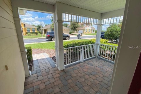 Villa ou maison à vendre à Davenport, Floride: 4 chambres, 190.45 m2 № 1276896 - photo 2