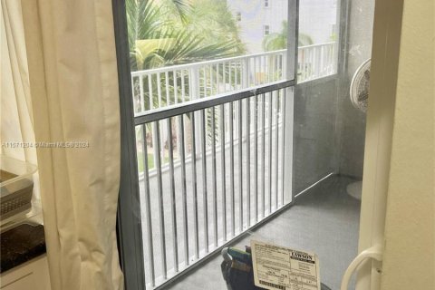 Copropriété à vendre à Lauderdale-by-the-Sea, Floride: 1 chambre, 59.55 m2 № 1127444 - photo 18