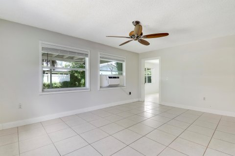 Villa ou maison à vendre à Jupiter, Floride: 3 chambres, 160.16 m2 № 1127638 - photo 17