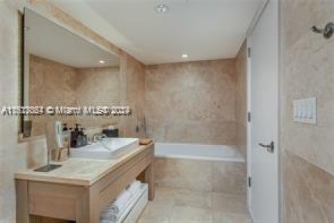 Copropriété à vendre à Miami Beach, Floride: 1 chambre, 80.45 m2 № 1235640 - photo 18